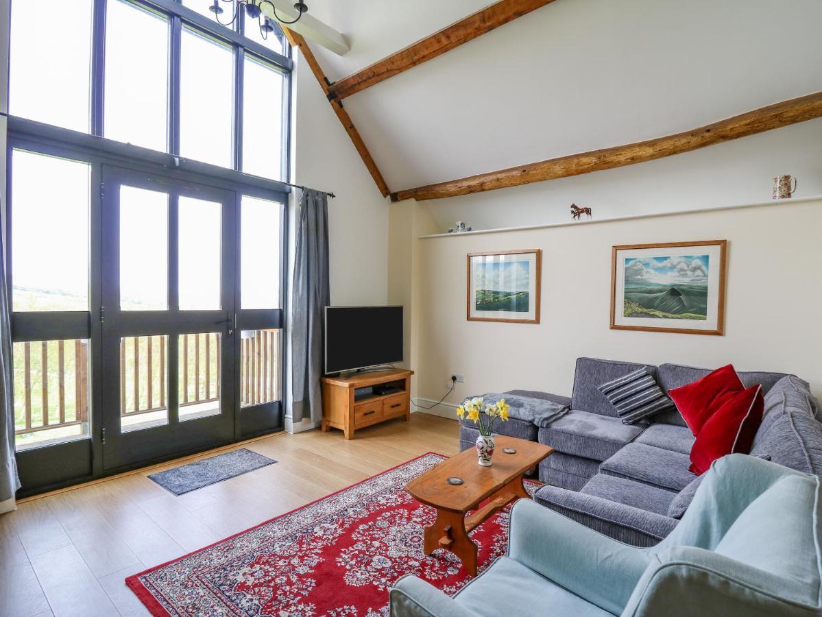 Goblaen Barn Villa Builth Wells Exterior photo